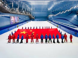 半场战报：巴西2-0塞内加尔，埃斯特旺、卡塞米罗建功